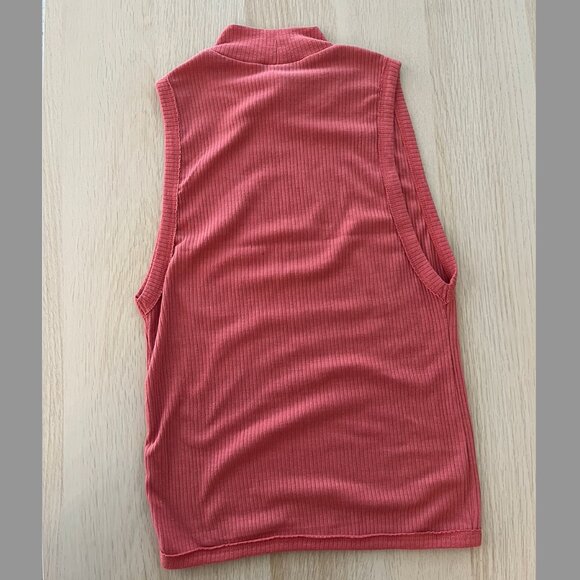 Pink Zara Tank Top - Picture 2 of 2